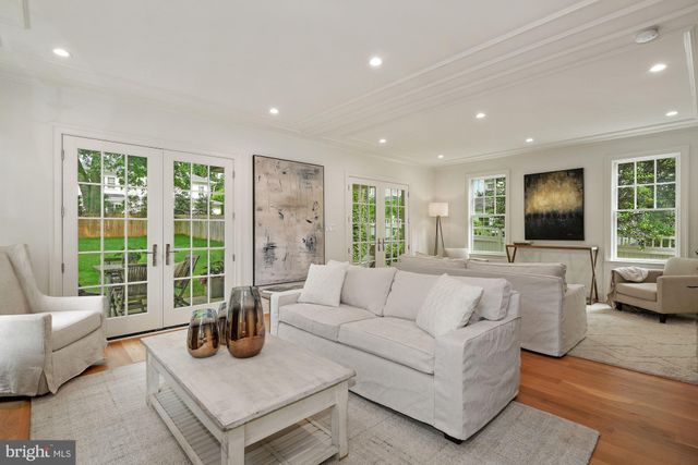 $3,725,000 | 6818 Delaware Street, Chevy Chase, MD 20815