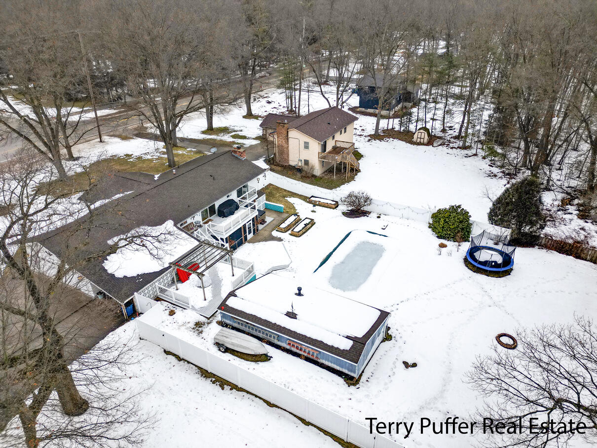 18736 North Fruitport Road Spring Lake, MI 49456 - Photo 55 of 66 DJI_0752
