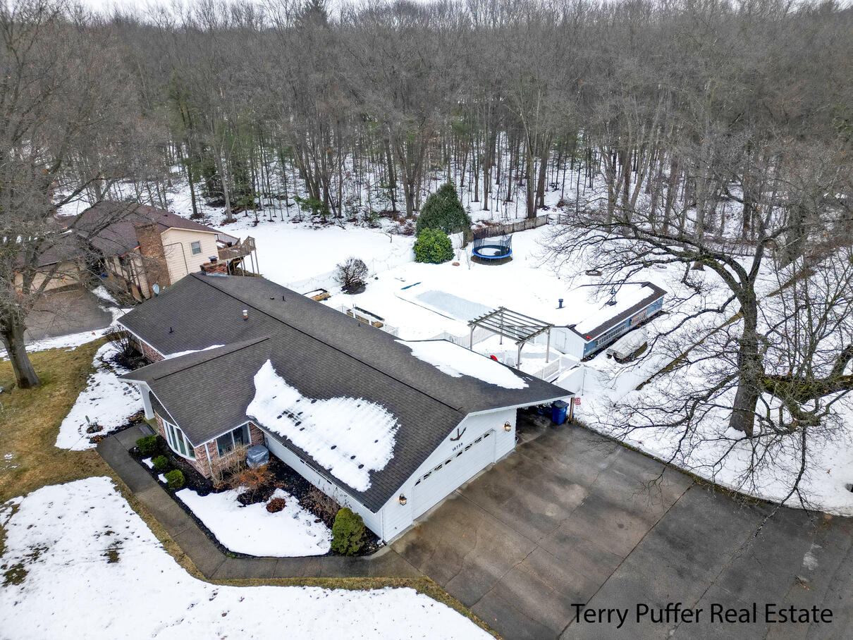 18736 North Fruitport Road Spring Lake, MI 49456 - Photo 59 of 66 DJI_0769