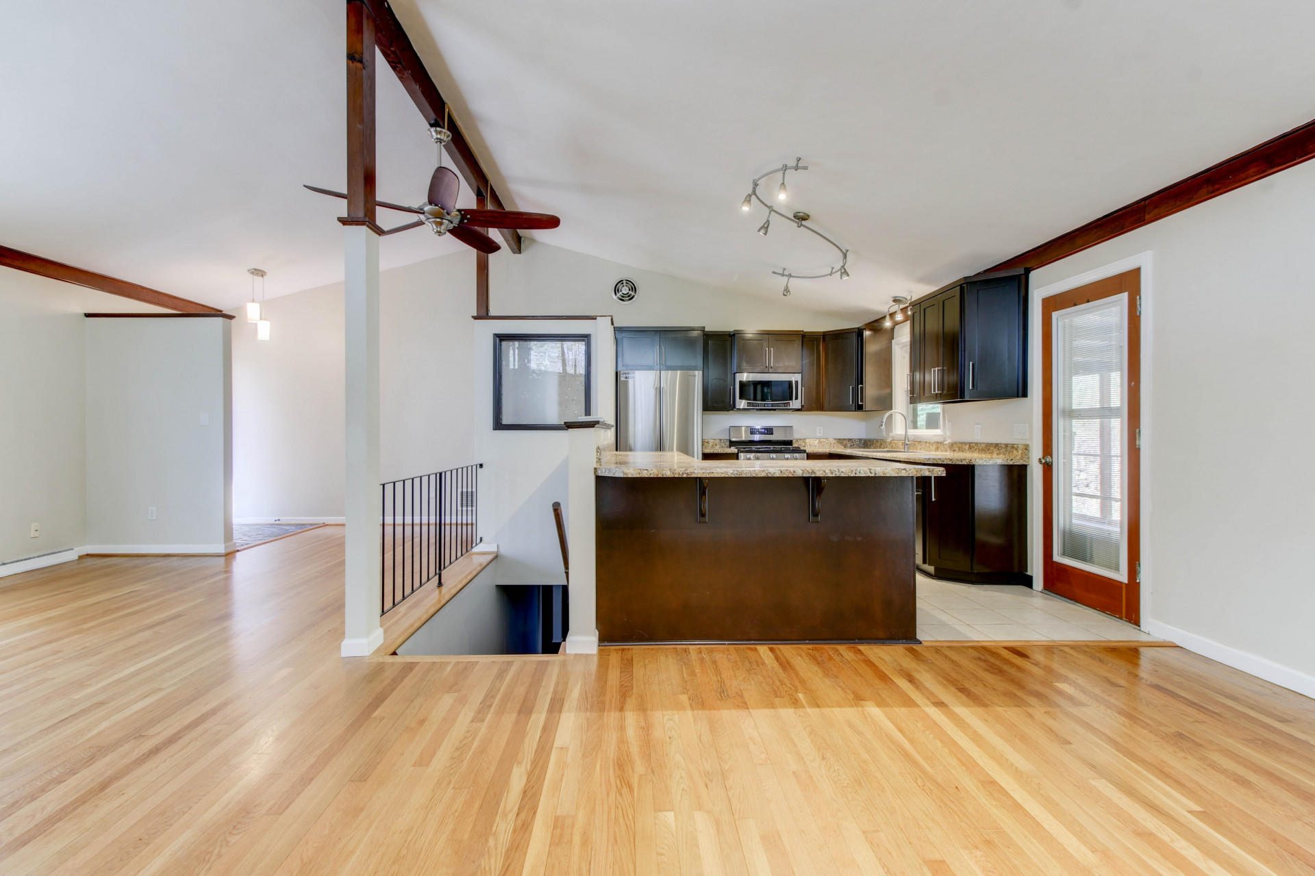 3131 Grandin Road Southwest Roanoke, VA 24018 - Photo 8 of 40 fhd__MG_5111_2_3_4_5_6_7_4947866
