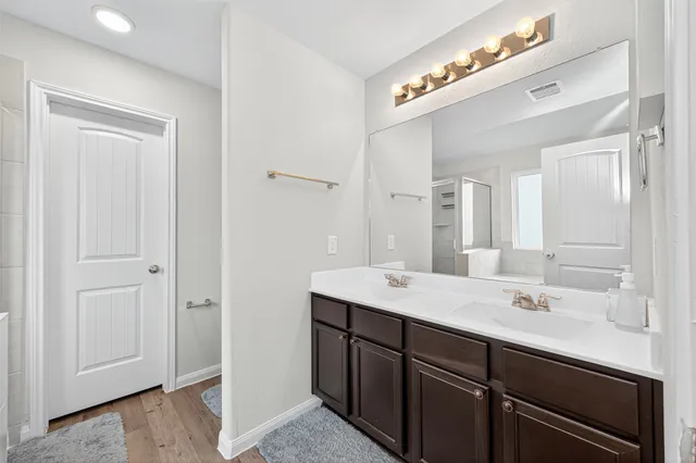 $2,000 | 4915 Purple Wisteria Lane, Spring, TX 77373