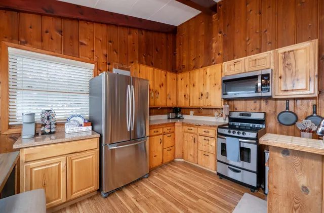 $525,000 | 33512 North Portage Trail, Grand Rapids, MN 55744