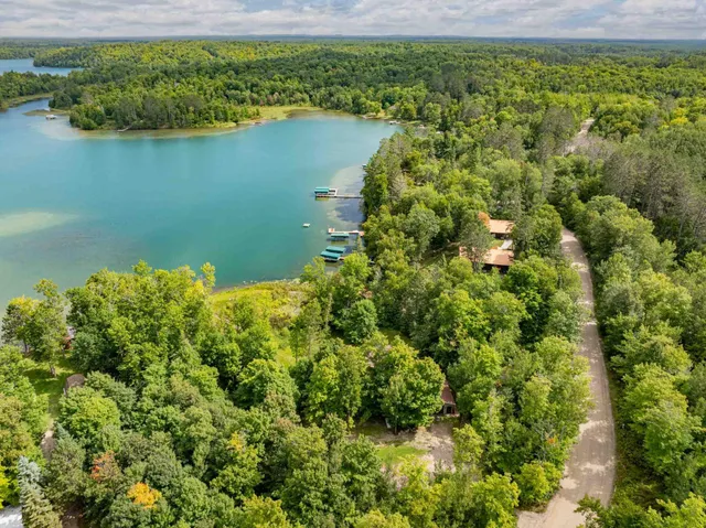 $525,000 | 33512 North Portage Trail, Grand Rapids, MN 55744