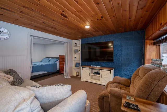 $525,000 | 33512 North Portage Trail, Grand Rapids, MN 55744