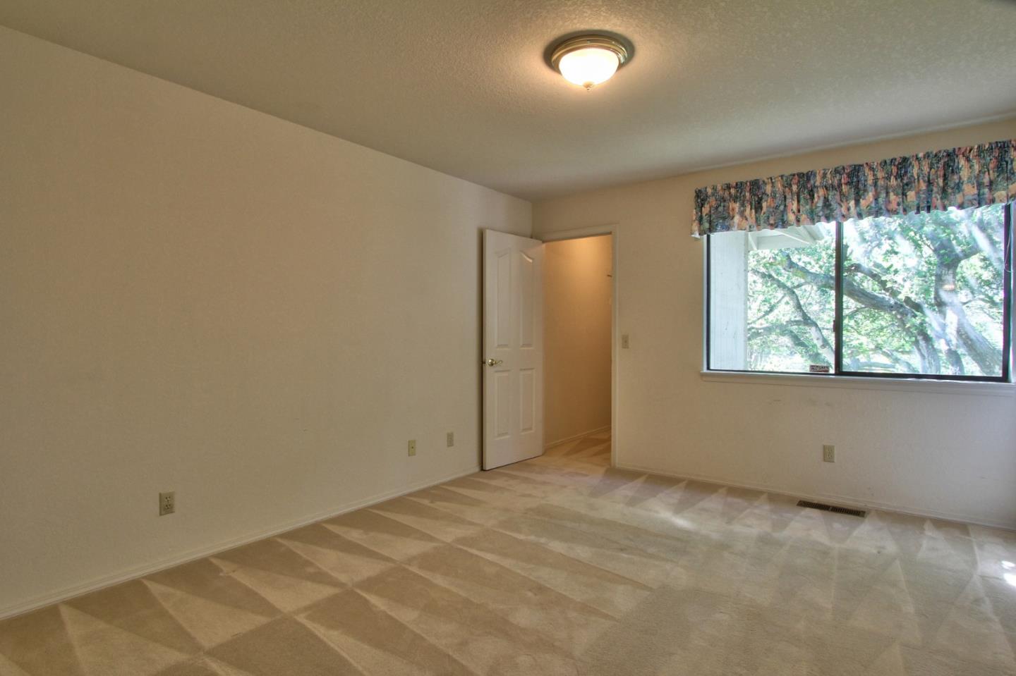 18280 Berta Canyon Road Salinas, CA 93907 - Photo 13 of 27 Gallery Image 13