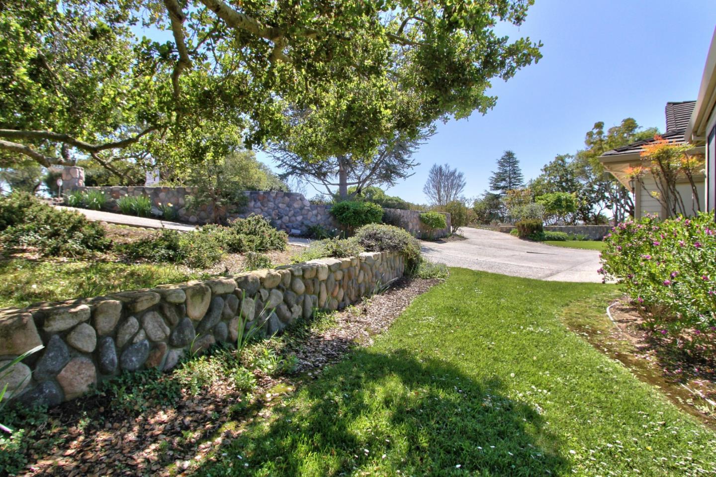 18280 Berta Canyon Road Salinas, CA 93907 - Photo 26 of 27 Gallery Image 26