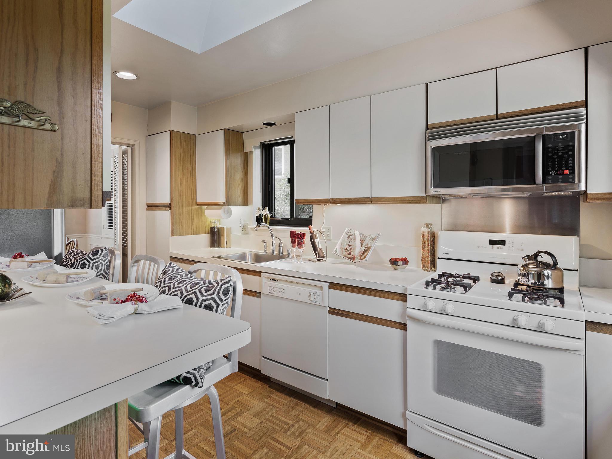 108 Devon Court Silver Spring, MD 20910 - Photo 12 of 33