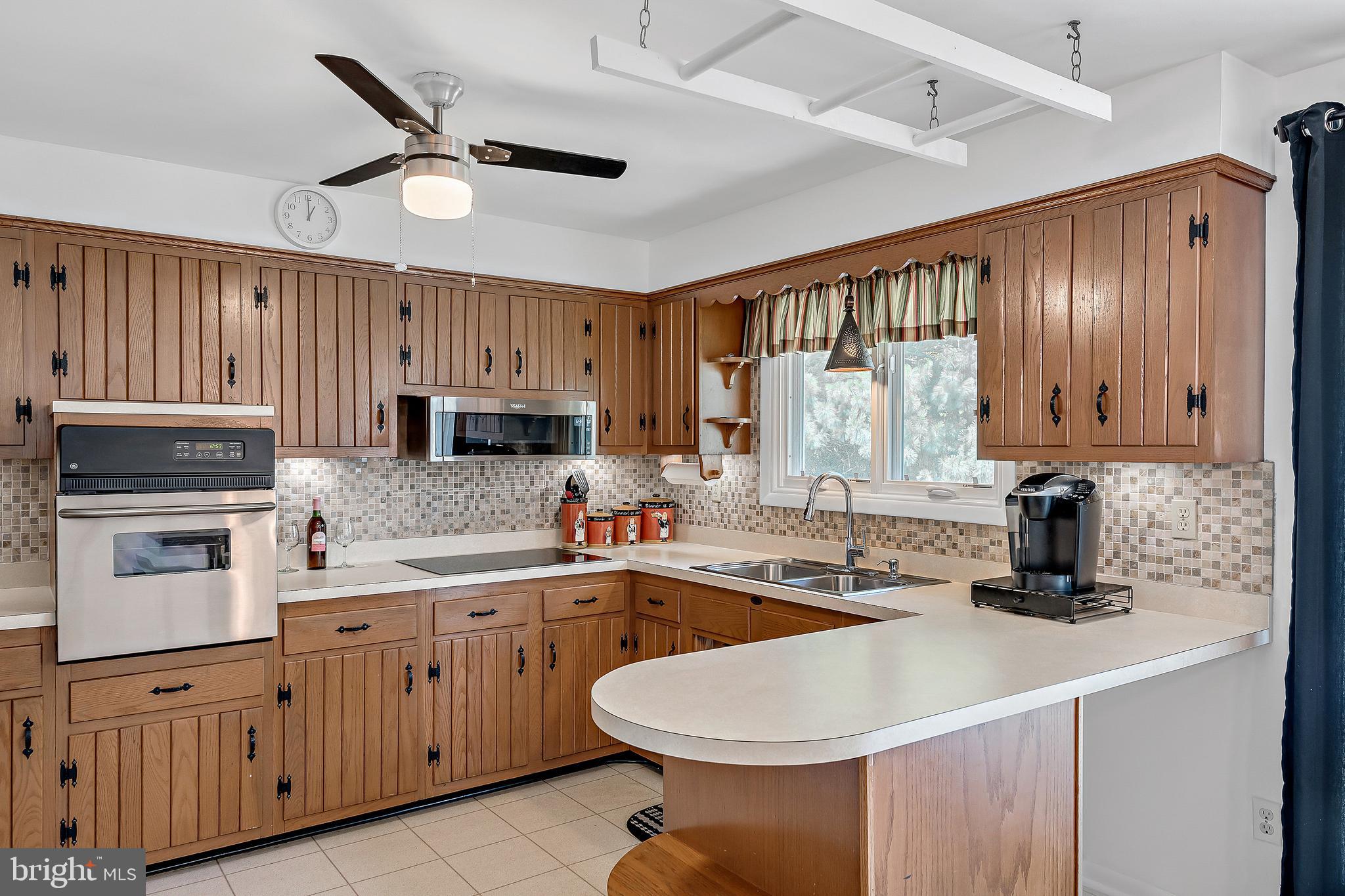 3612 Ridgeway Road Harrisburg, PA 17109 - Photo 8 of 26 Gallery Image 8
