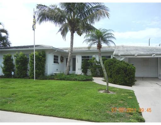 1098 Southwest 13th Place Boca Raton, FL 33486 - Photo 1 of 12 Primary Photo