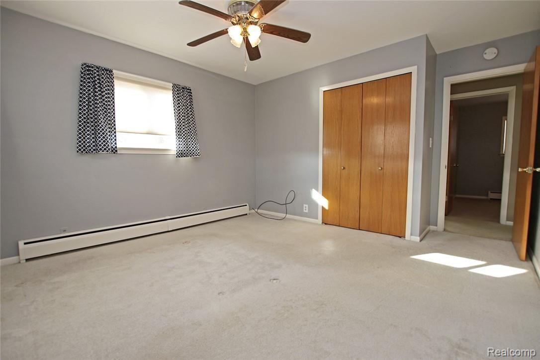 12254 Hill Road Goodrich, MI 48438 - Photo 22 of 52 22) Bedroom 3.jpg
