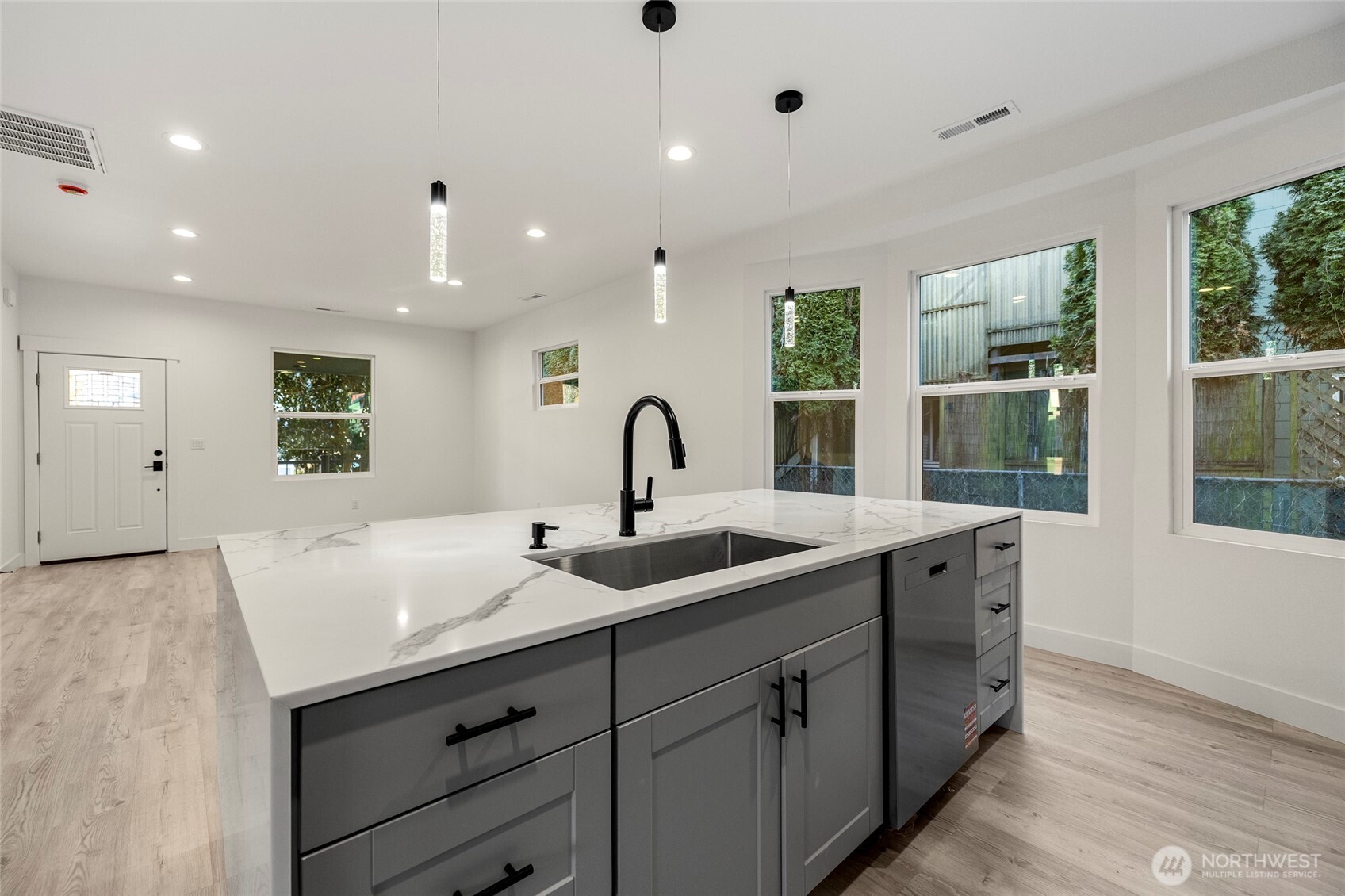 1131 South 6th Street Mount Vernon, WA 98273 - Photo 16 of 30