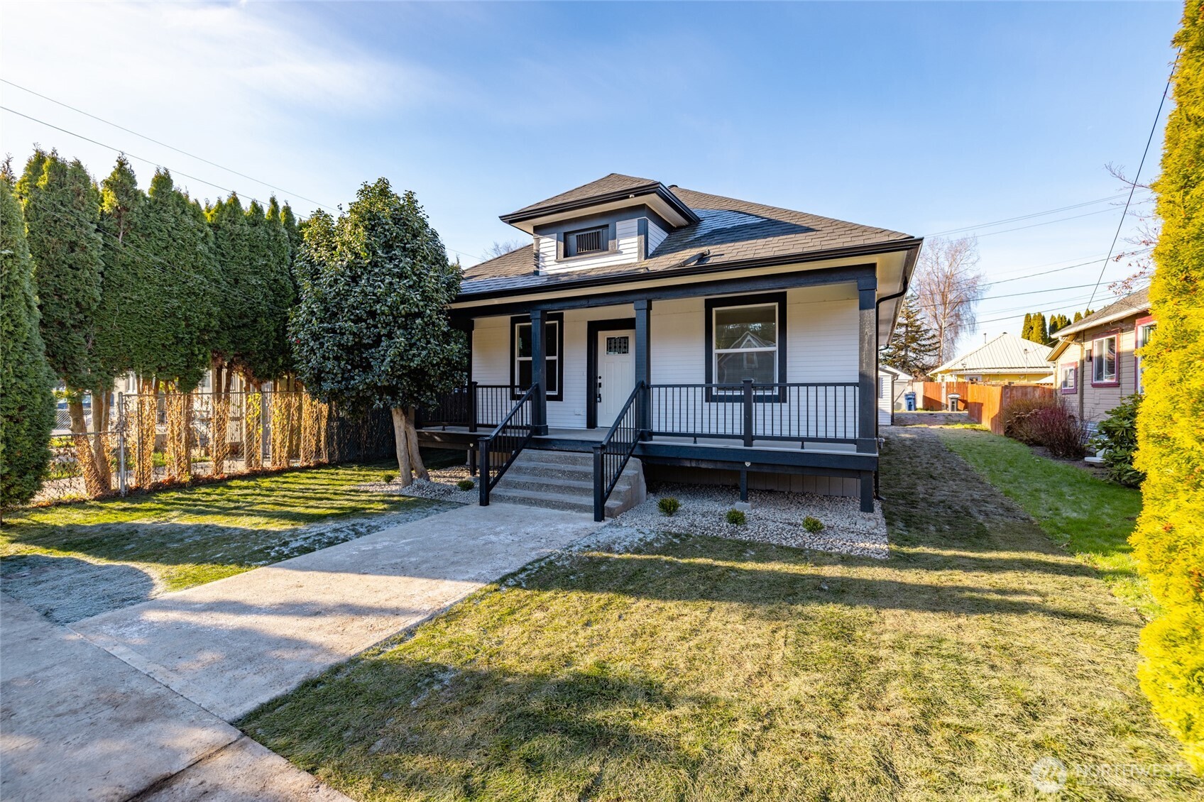 1131 South 6th Street Mount Vernon, WA 98273 - Photo 2 of 30