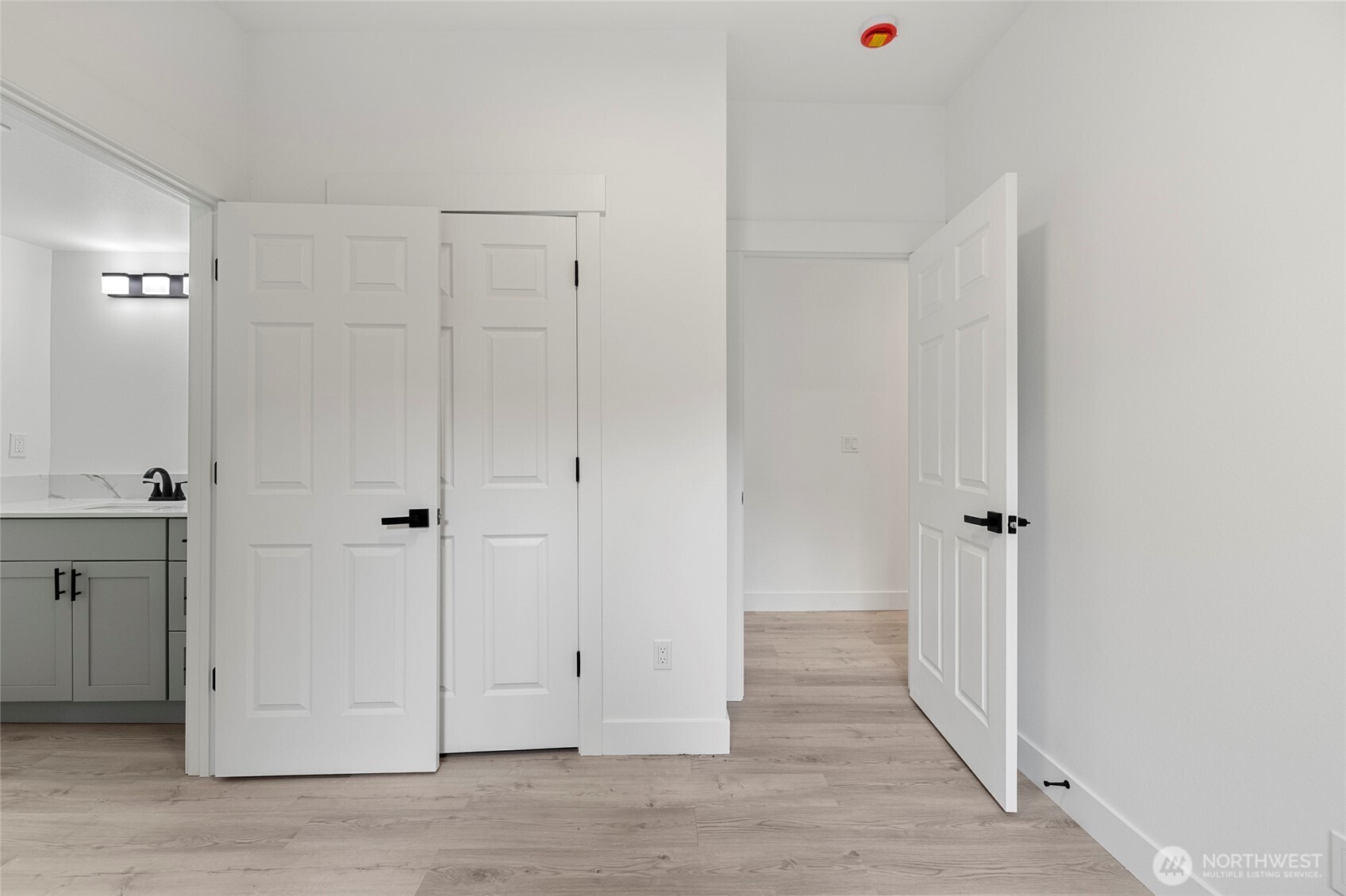 1131 South 6th Street Mount Vernon, WA 98273 - Photo 22 of 30