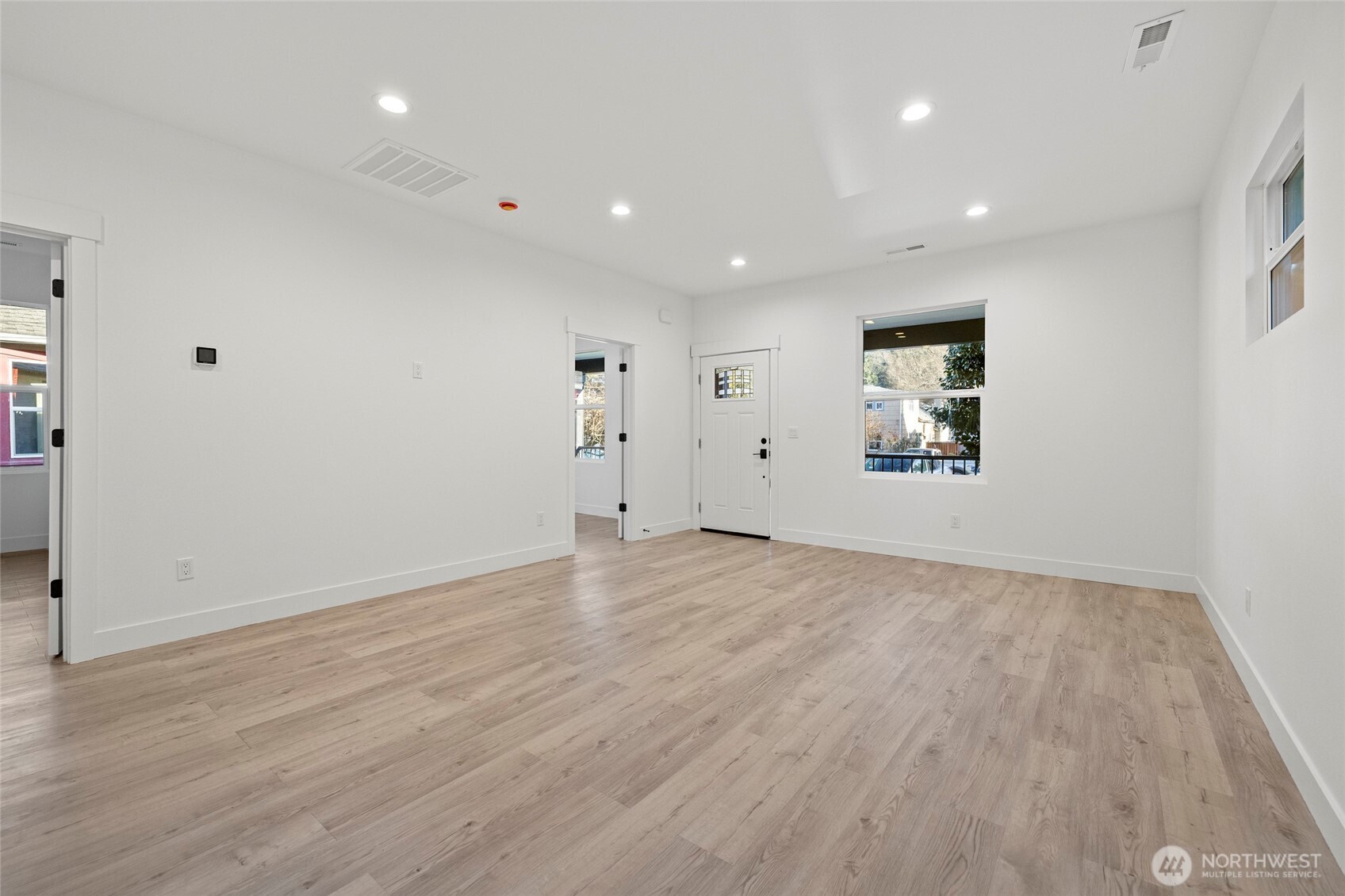 1131 South 6th Street Mount Vernon, WA 98273 - Photo 5 of 30