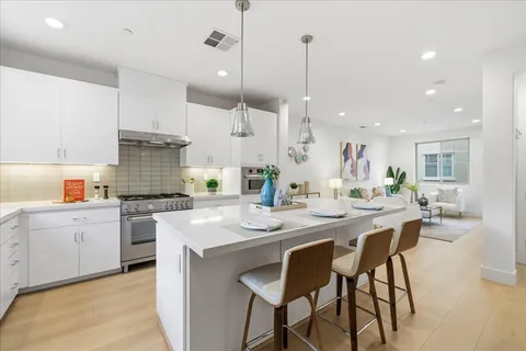 $1,658,000 | 270 Ariana Place, Mountain View, CA 94043