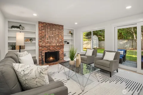 $1,548,000 | 23203 Northeast 18th Place, Sammamish, WA 98074