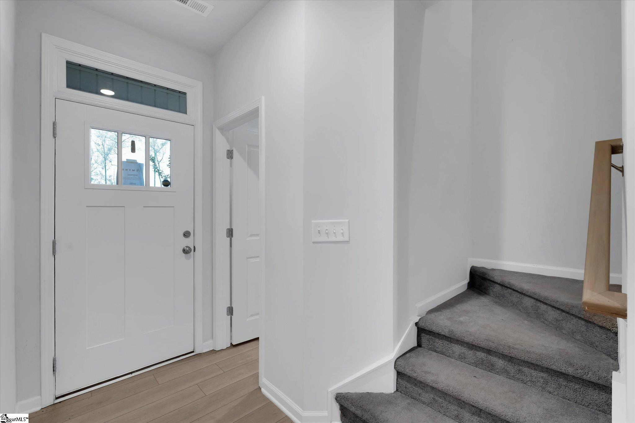 330 East Compass Way Easley, SC 29640 - Photo 2 of 25