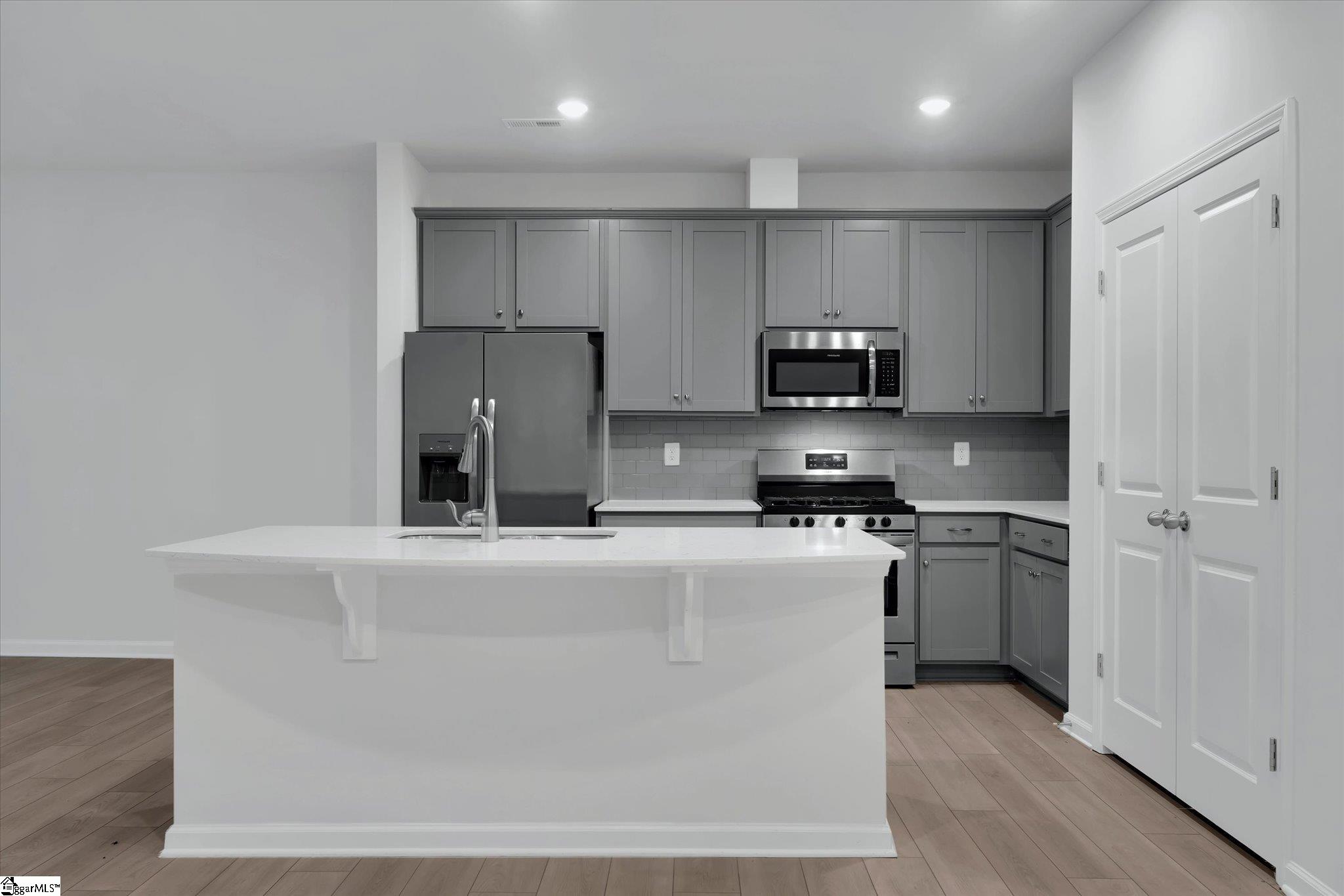 330 East Compass Way Easley, SC 29640 - Photo 4 of 25