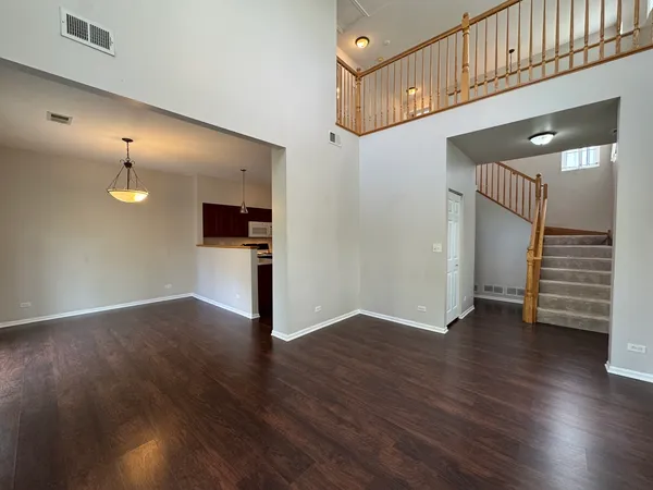 $2,450 | 1913 Golden Gate Lane, Naperville, IL 60563