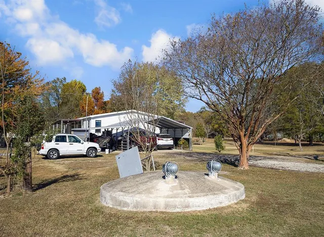 a view of entryway and hall