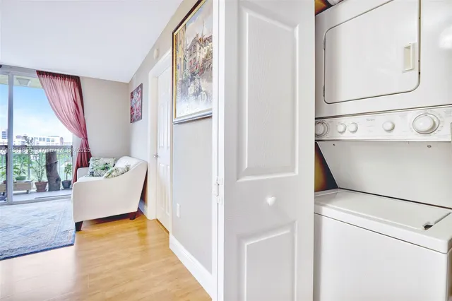 a view of living room washer and dryer