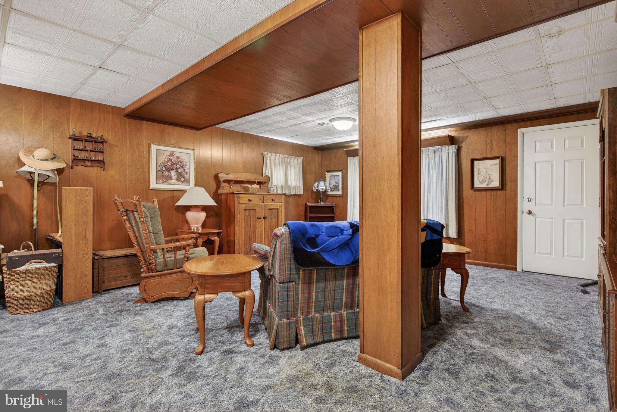 960 Nissley Road Lancaster, PA 17601 - Photo 13 of 24 a view of a hallway with seating area