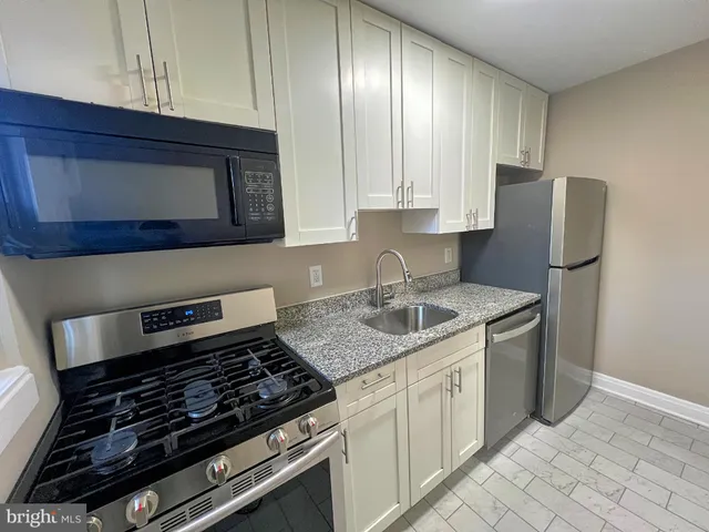 $179,900 | 2724 Spaulding Avenue, Baltimore, MD 21215