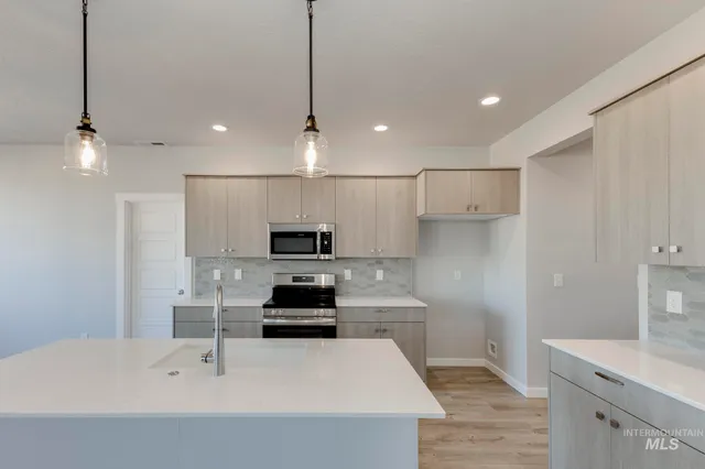 $589,990 | 2226 North Iditarod Avenue, Kuna, ID 83634