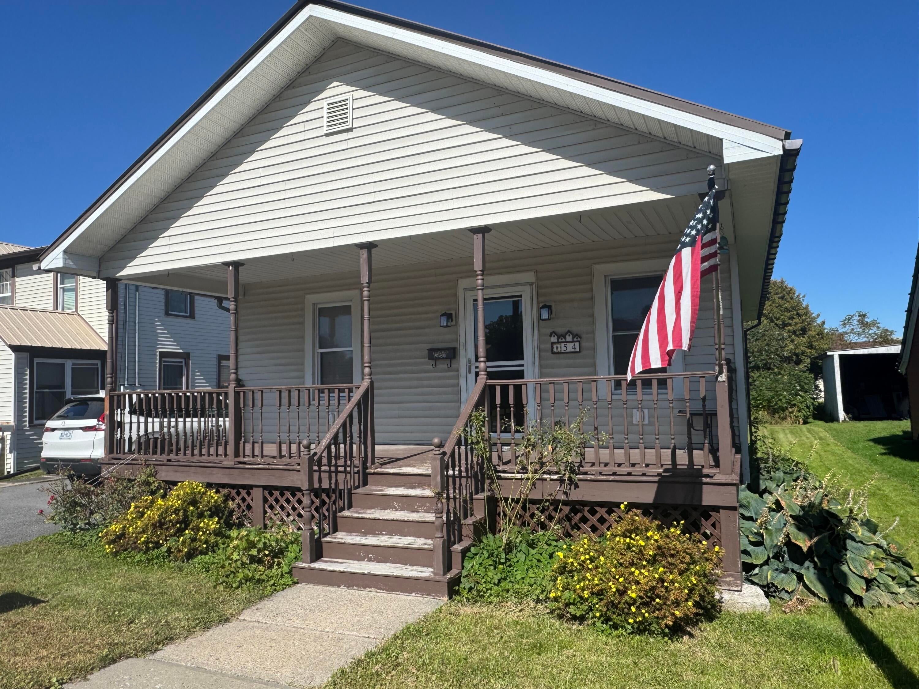 54 Pratt Street Rouses Point, NY 12979 - Photo 15 of 19 Gallery Image 15
