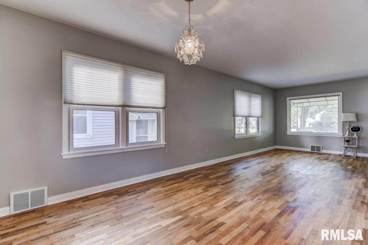 2105 North 20th Street Springfield, IL 62702 - Photo 6 of 29