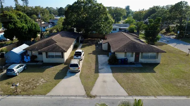 $370,000 | 1810 47th Ave Drive West, Bradenton, FL 34207