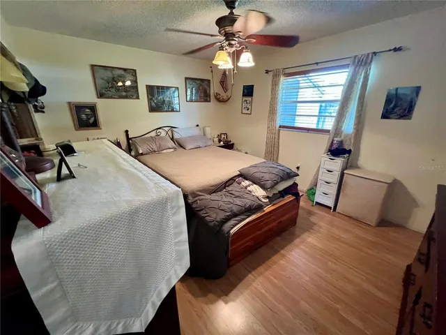 $370,000 | 1810 47th Ave Drive West, Bradenton, FL 34207