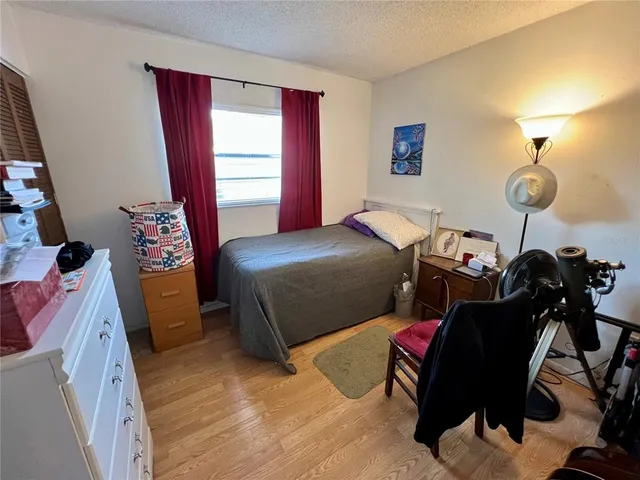 $370,000 | 1810 47th Ave Drive West, Bradenton, FL 34207