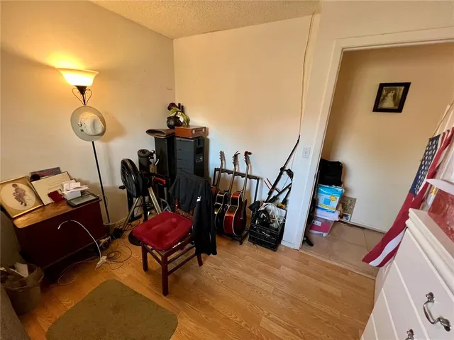 $370,000 | 1810 47th Ave Drive West, Bradenton, FL 34207