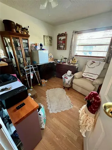 $370,000 | 1810 47th Ave Drive West, Bradenton, FL 34207