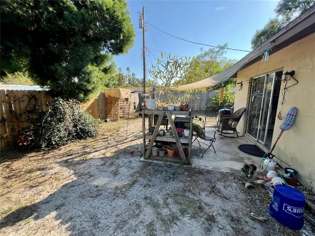 $370,000 | 1810 47th Ave Drive West, Bradenton, FL 34207