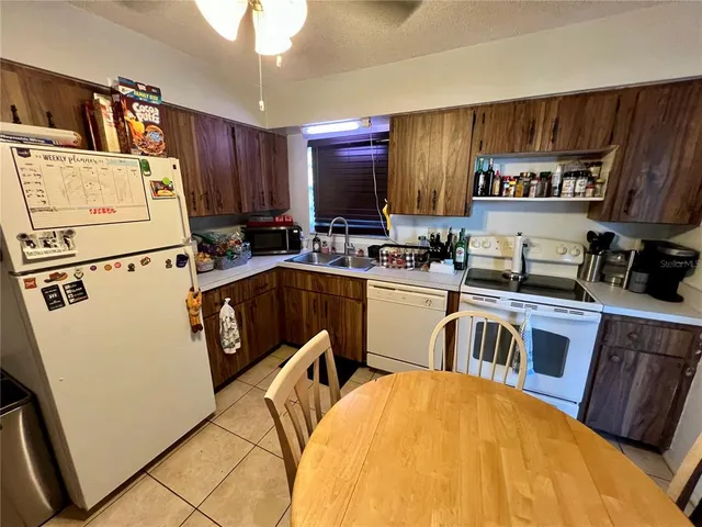 $370,000 | 1810 47th Ave Drive West, Bradenton, FL 34207