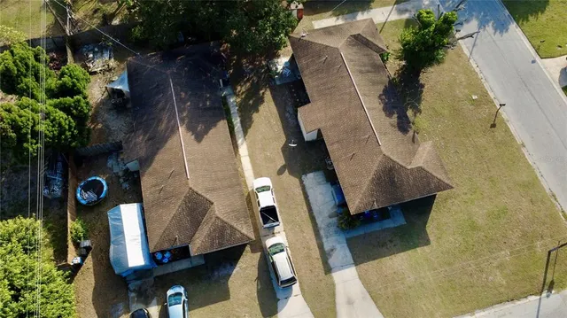 $370,000 | 1810 47th Ave Drive West, Bradenton, FL 34207