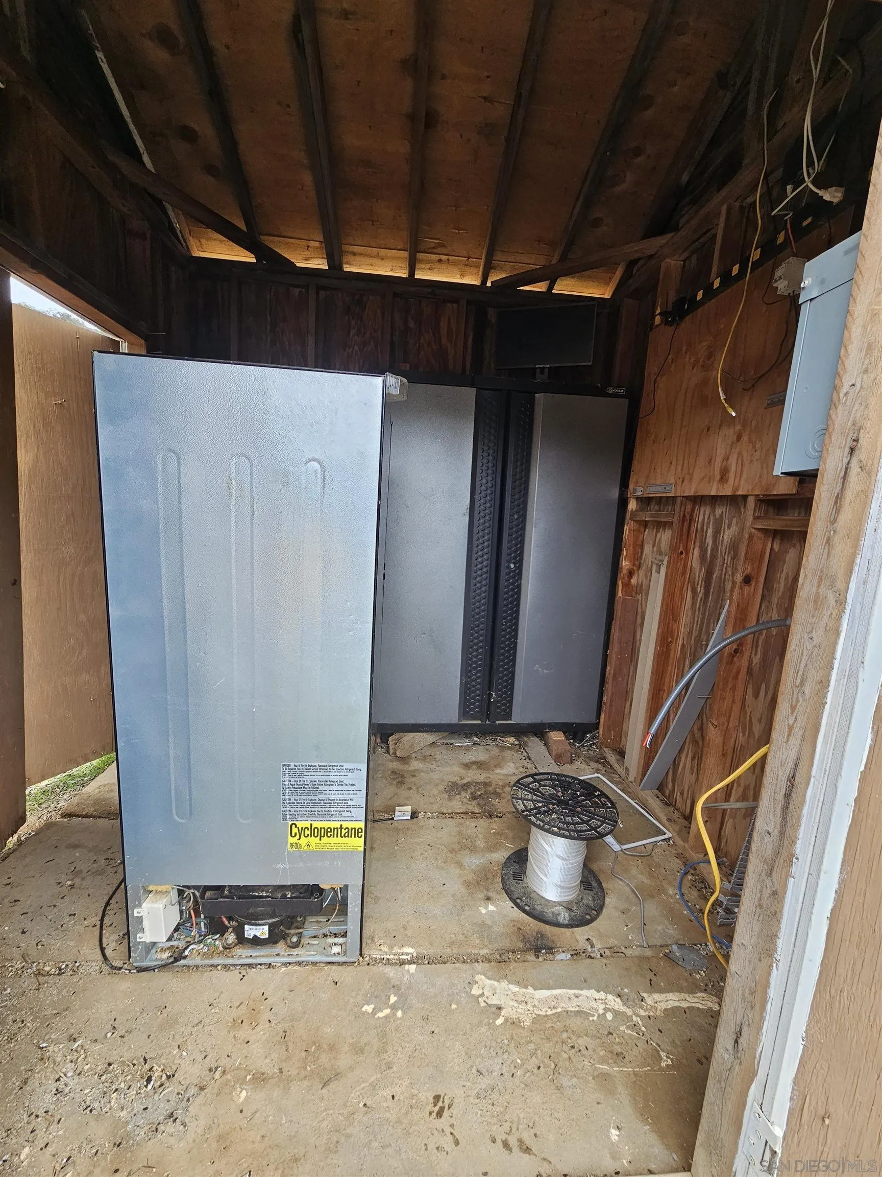 6465 Rainbow Heights Road, Unit 2 Fallbrook, CA 92028 - Photo 31 of 36 a bathroom with a sink and a mirror