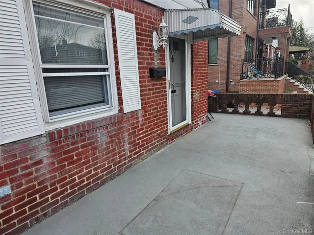 a view of front door of house