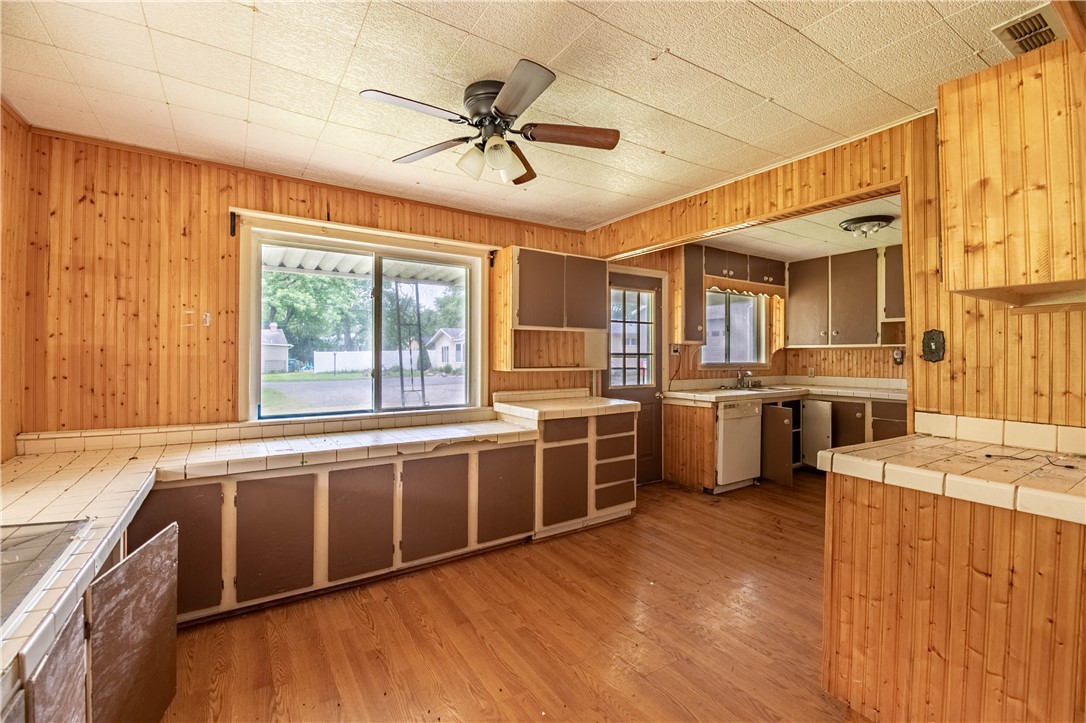 559 North Excelsior Street Decatur, IL 62521 - Photo 5 of 18