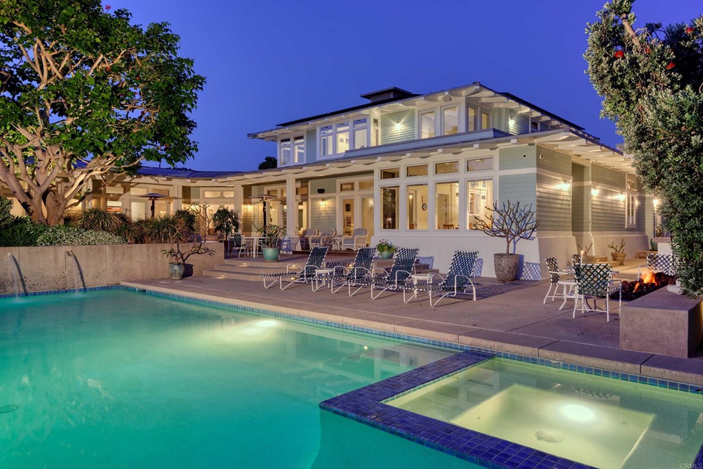 441 Oceanview Terrace Encinitas, CA 92024 - Photo 31 of 34 a view of a house with swimming pool and sitting area