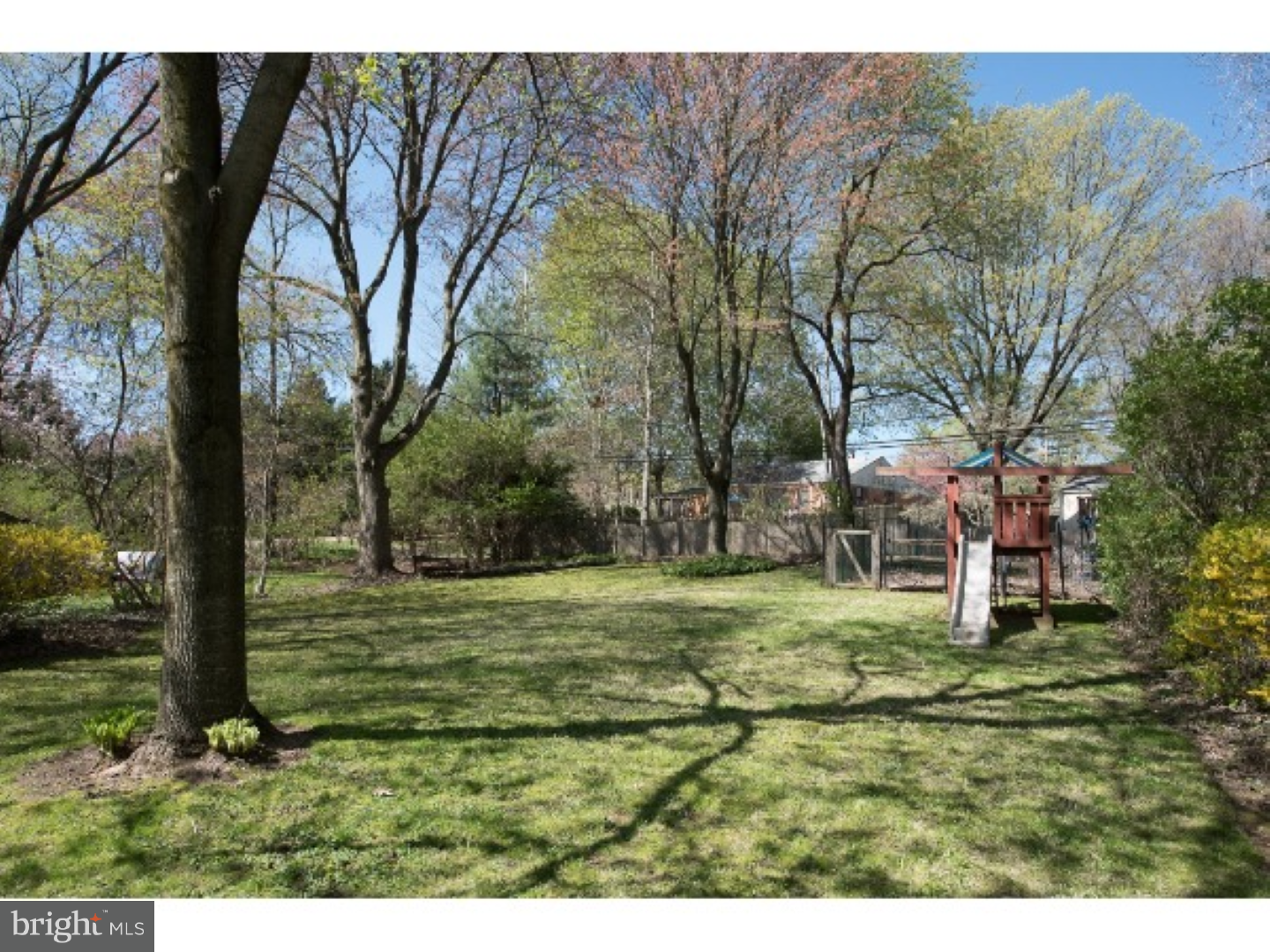 8028 Jenkintown Road Cheltenham, PA 19012 - Photo 5 of 25 Back Yard