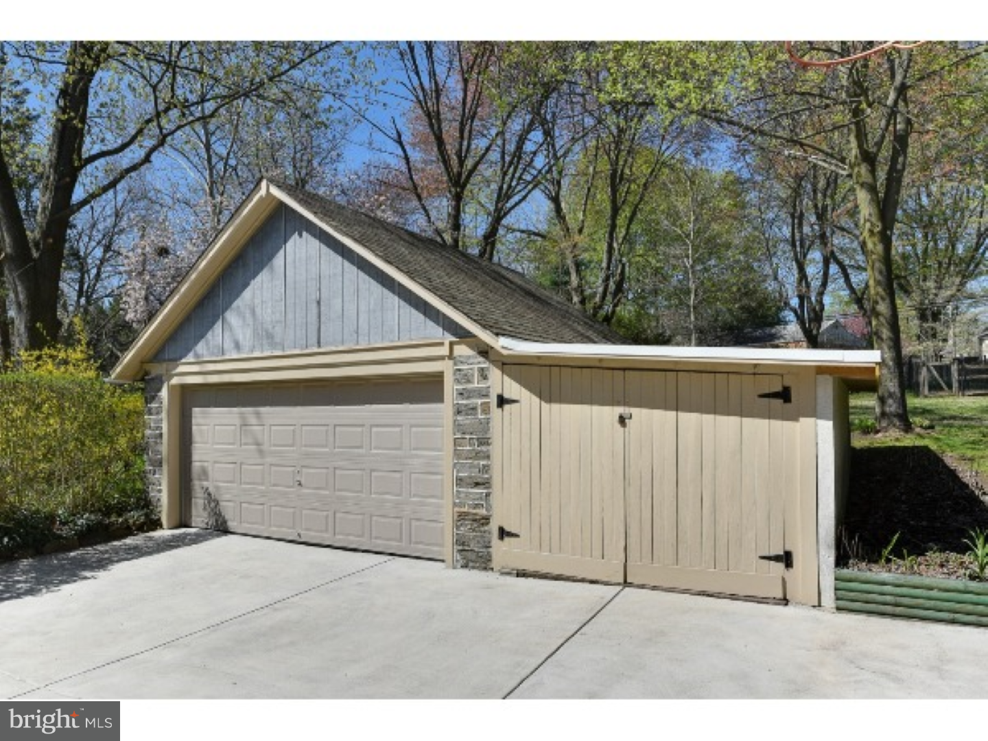8028 Jenkintown Road Cheltenham, PA 19012 - Photo 8 of 25 Garage