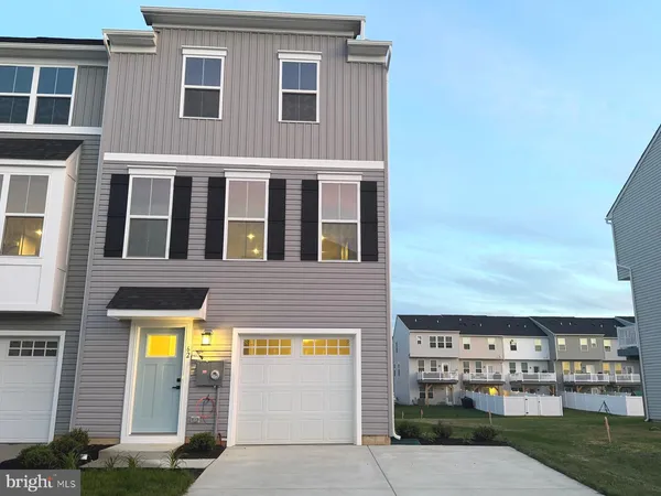 $3,400 | 62 Spyglass Hl Drive, Williamstown, NJ 08094