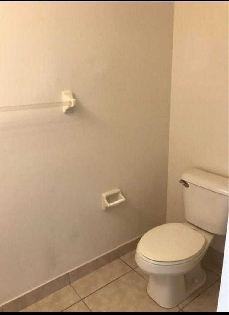 3003 Southeast Lexington Lakes Drive, Unit 2 Stuart, FL 34994 - Photo 14 of 40 FB98DEAA-4BFE-491F-BB65-54099609A0DE