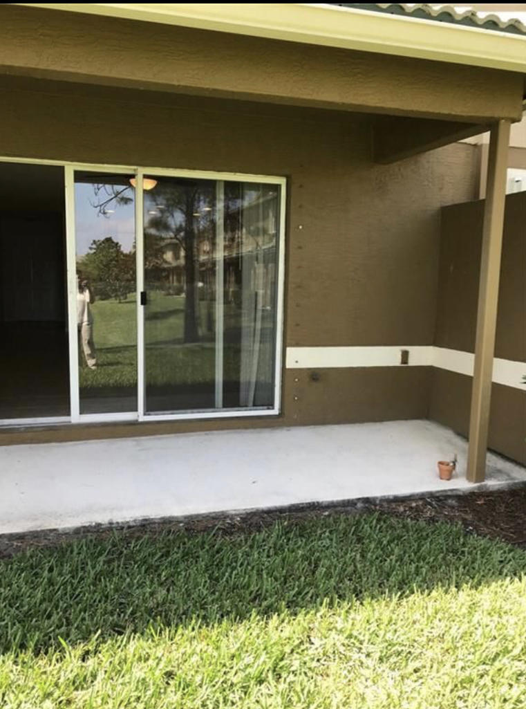 3003 Southeast Lexington Lakes Drive, Unit 2 Stuart, FL 34994 - Photo 22 of 40 256C084A-B5B2-4927-84D1-896AE72BF9FC