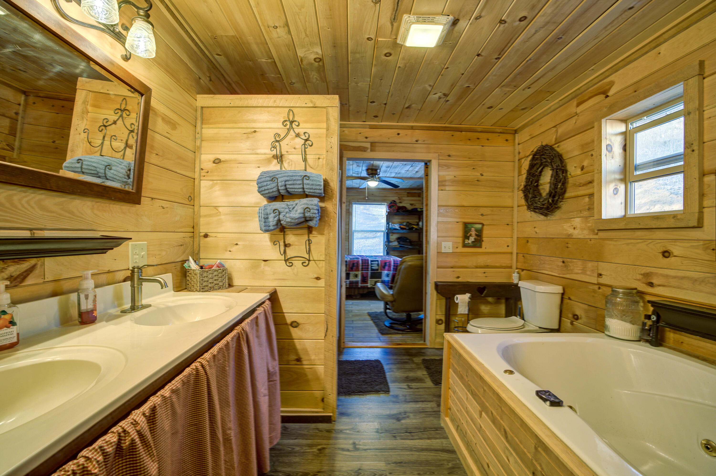 331 Buck Mountain Road Roan Mountain, TN 37687 - Photo 21 of 57 Buck-Land--16