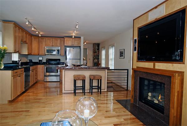 9 Bridge Street Manchester, MA 01944 - Photo 7 of 24