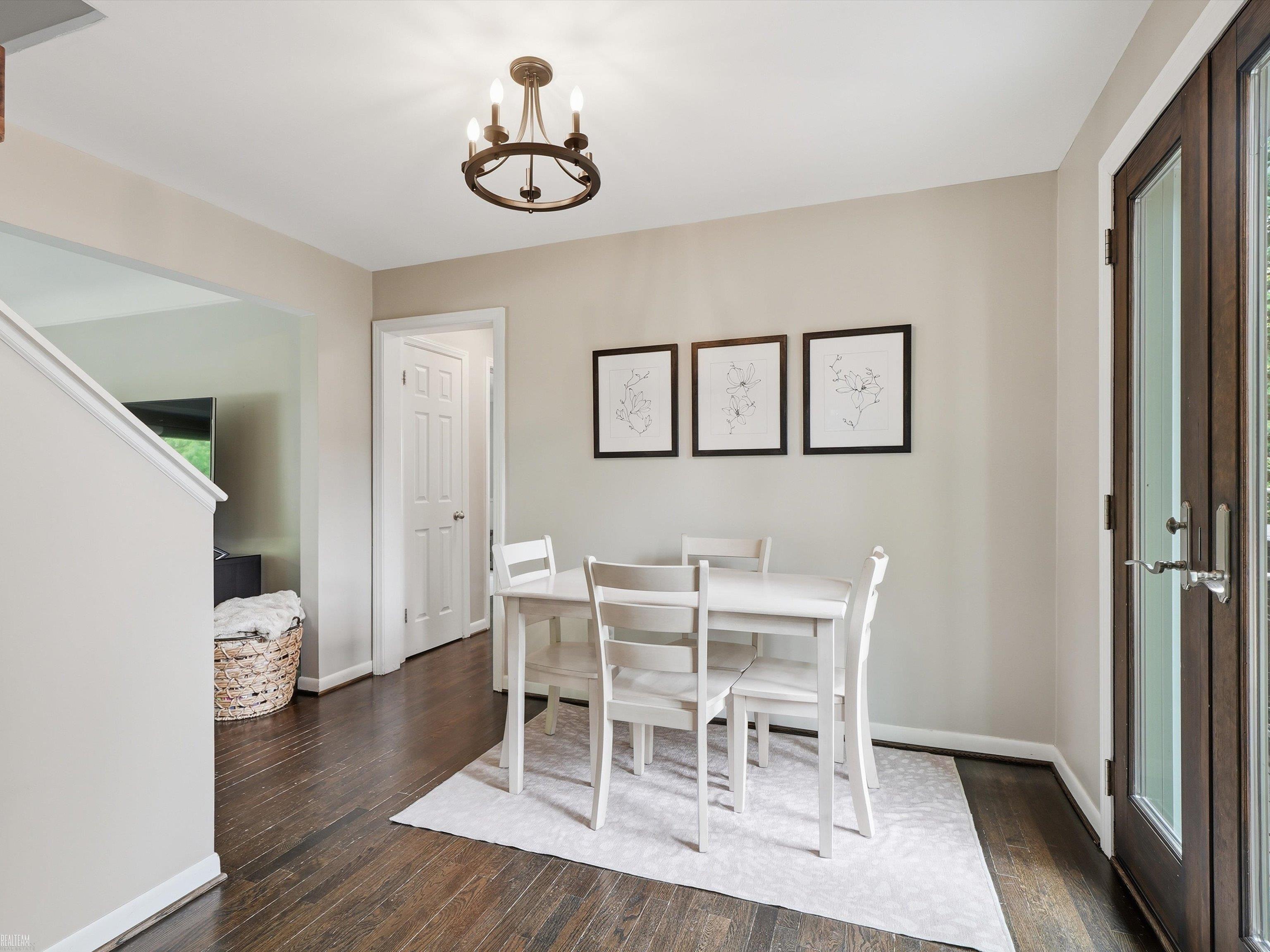 2622 Bembridge Road Royal Oak, MI 48073 - Photo 6 of 46